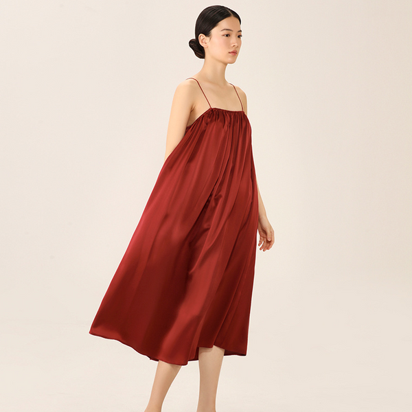 Pure Silk Nightdress Sexy Backless Spaghetti Straps Pajamas Heavy Silk Mulberry Silk Simple Homewear Women