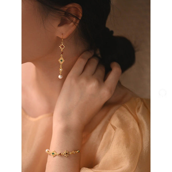 Special-Interest Design Retro French High-Grade Bracelet Women's Simple Temperament Entry Lux